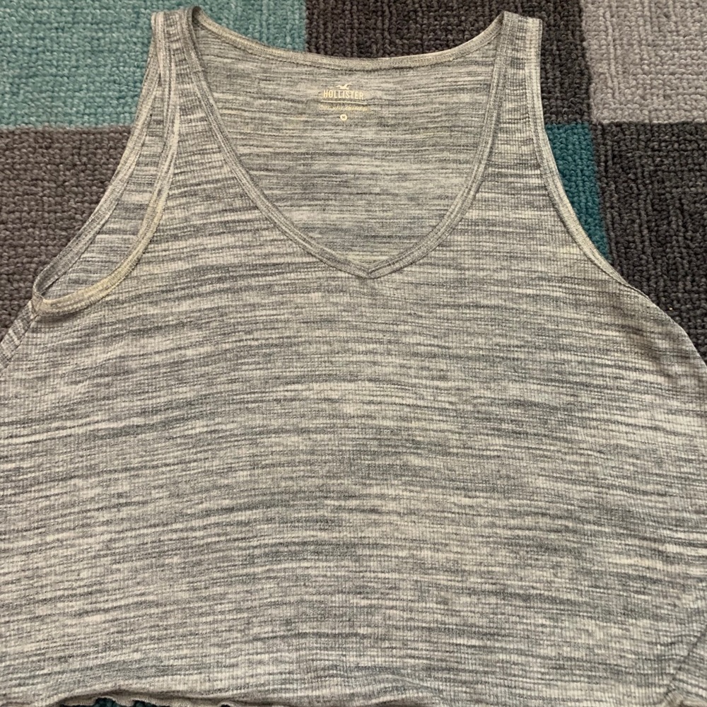 Baggy grey hollister tank